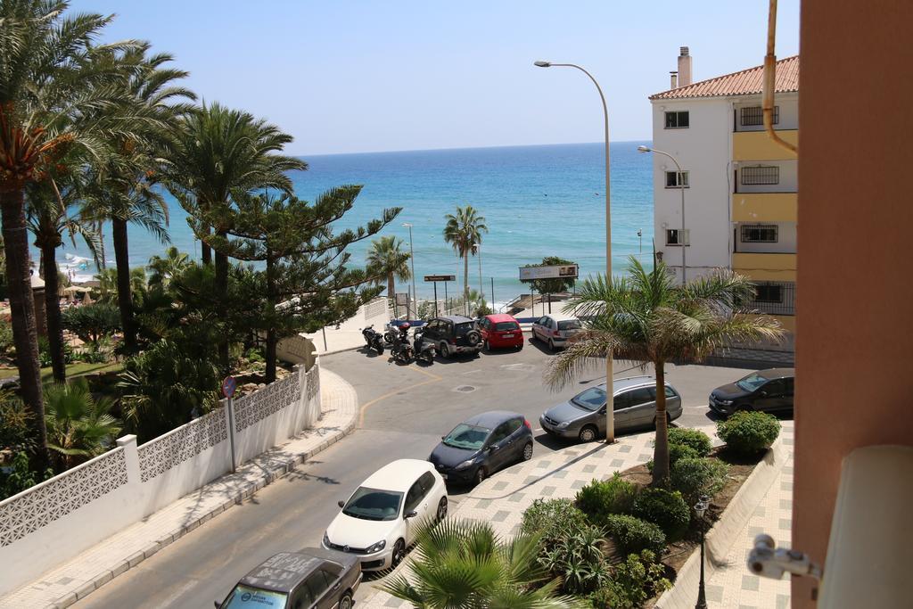 Andaluz Apartments Toboso Nerja Quarto foto